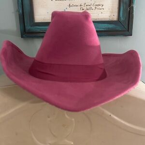 EUC Barbie Pink Cowboy/Cowgirl … Come on Barbie let’s go party?! 💖🙌🏻